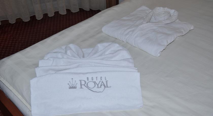 Hotel Royal Priștina Exterior foto